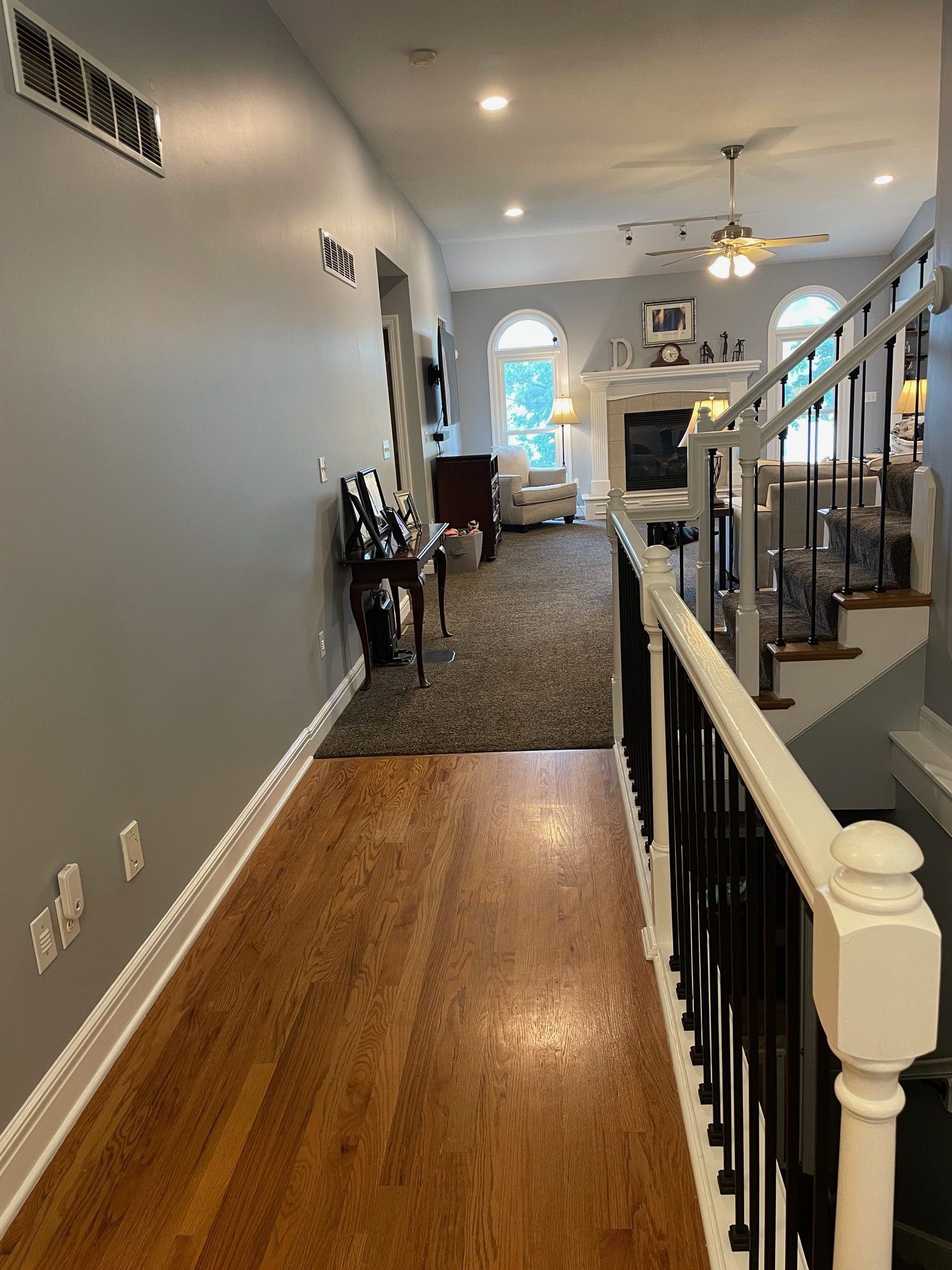 Nomading: T-Minus 51 Weeks: Living room painting – check!